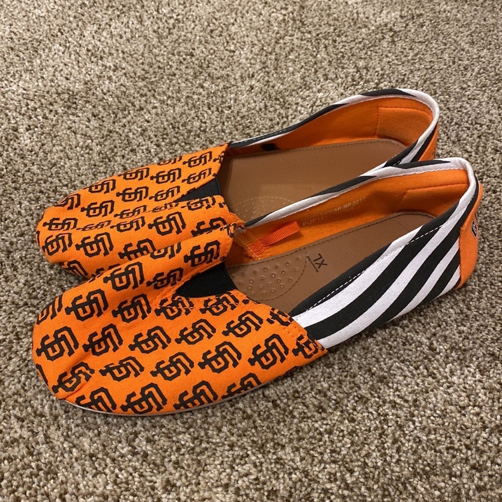 Women’s San Francisco Giants shoes - Picture 2 of 5